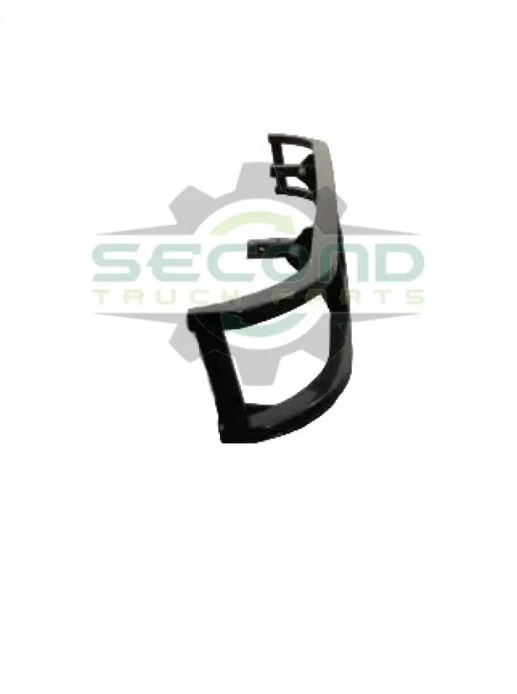 Volvo VNL brush guard / bull bar for tow pins OEM - Second Truck Parts