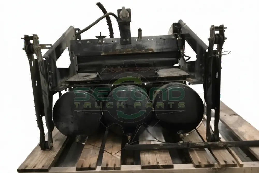 Volvo VNL steel battery box with x3 steel air tanks 21043167 OEM - Second Truck Parts