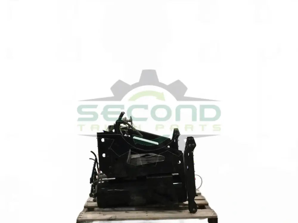 Volvo VNL steel battery box with x3 steel air tanks 21043167 OEM - Second Truck Parts