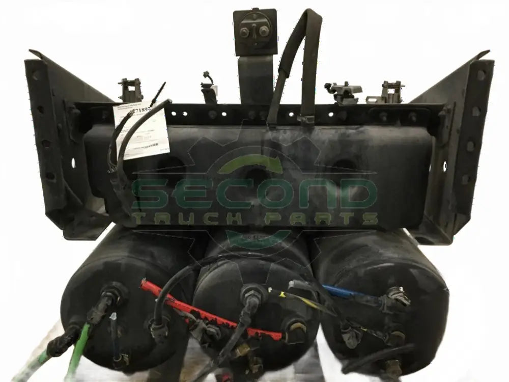 Volvo VNL steel battery box21043167 with x3 steel air tanks x2 - Second Truck Parts
