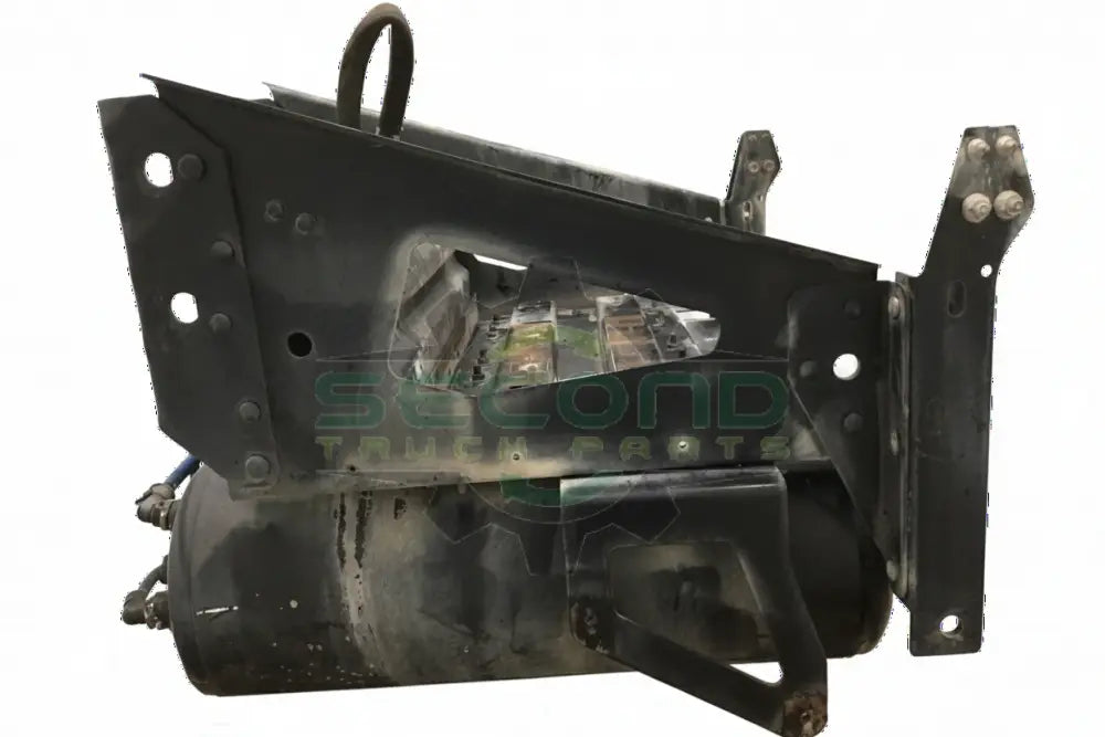 Volvo VNL steel battery box21043167 with x3 steel air tanks x2 - Second Truck Parts
